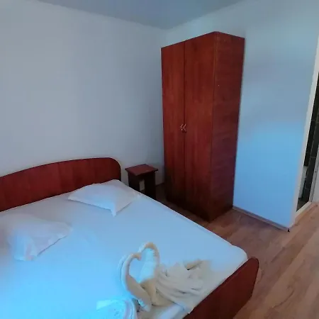 Гостевой дом Casa Tomis *