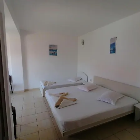 Casa Tomis Affittacamere *