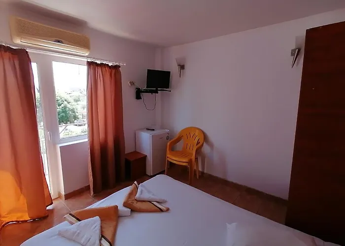 Casa Tomis Pensiune Eforie Nord