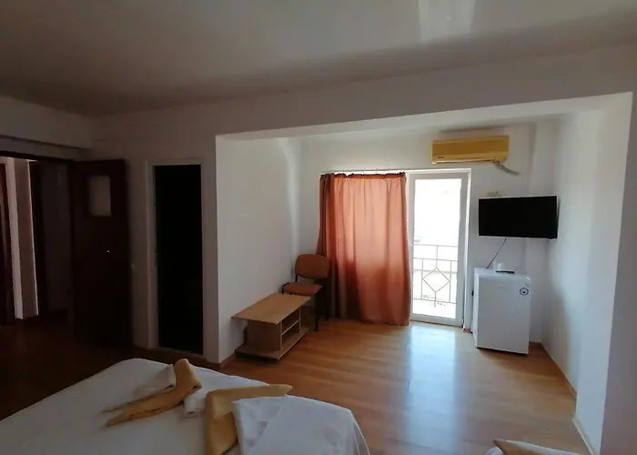 Casa Tomis אפורי נורד