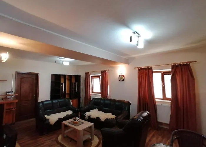 Casa Tomis בית הארחה *