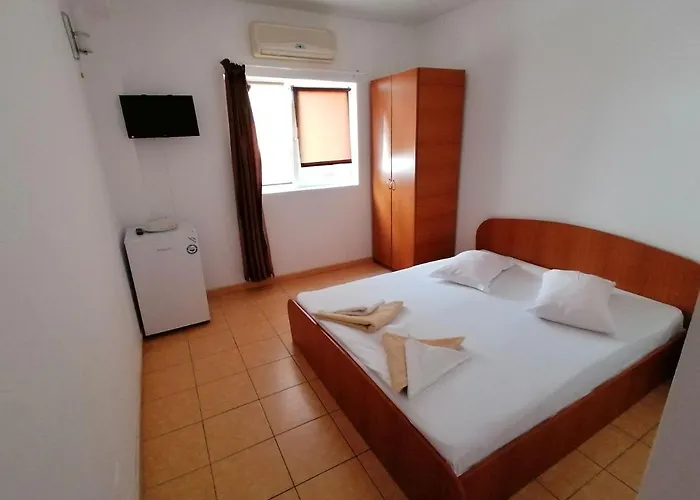 Casa Tomis Pensiune Eforie Nord